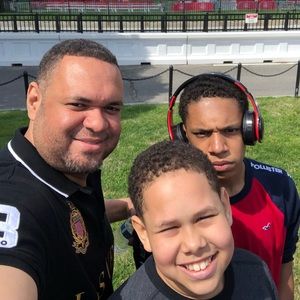 Meet your Posher, Luis